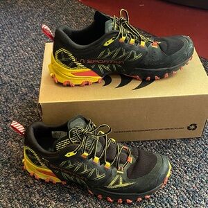 La Sportiva Bushido III GTX Black and Yellow Trail Shoes